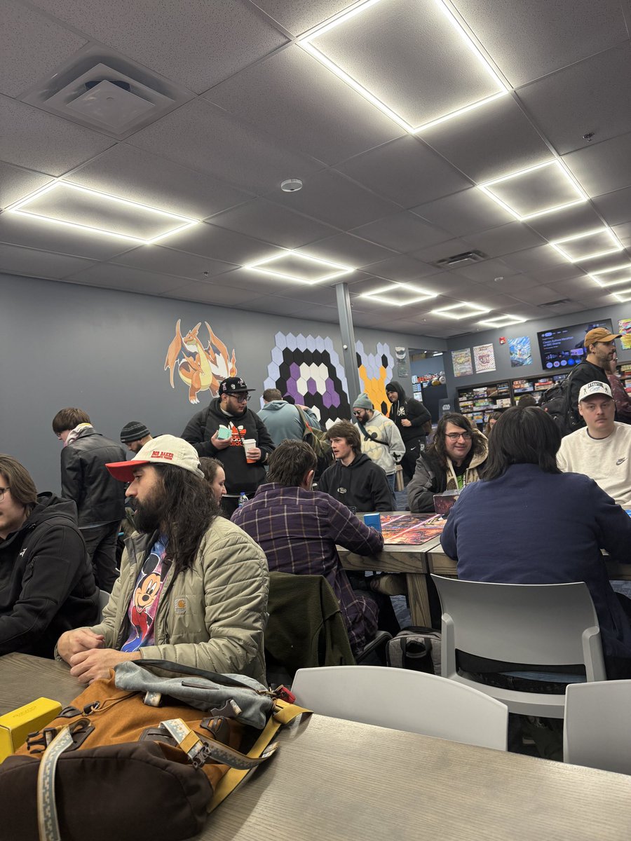 PlayerDavidLe's tweet image. 14 years ago I attended my first Street Fighter local. Today I attended my first TCG local. That new-rookie feeling is nostalgic.