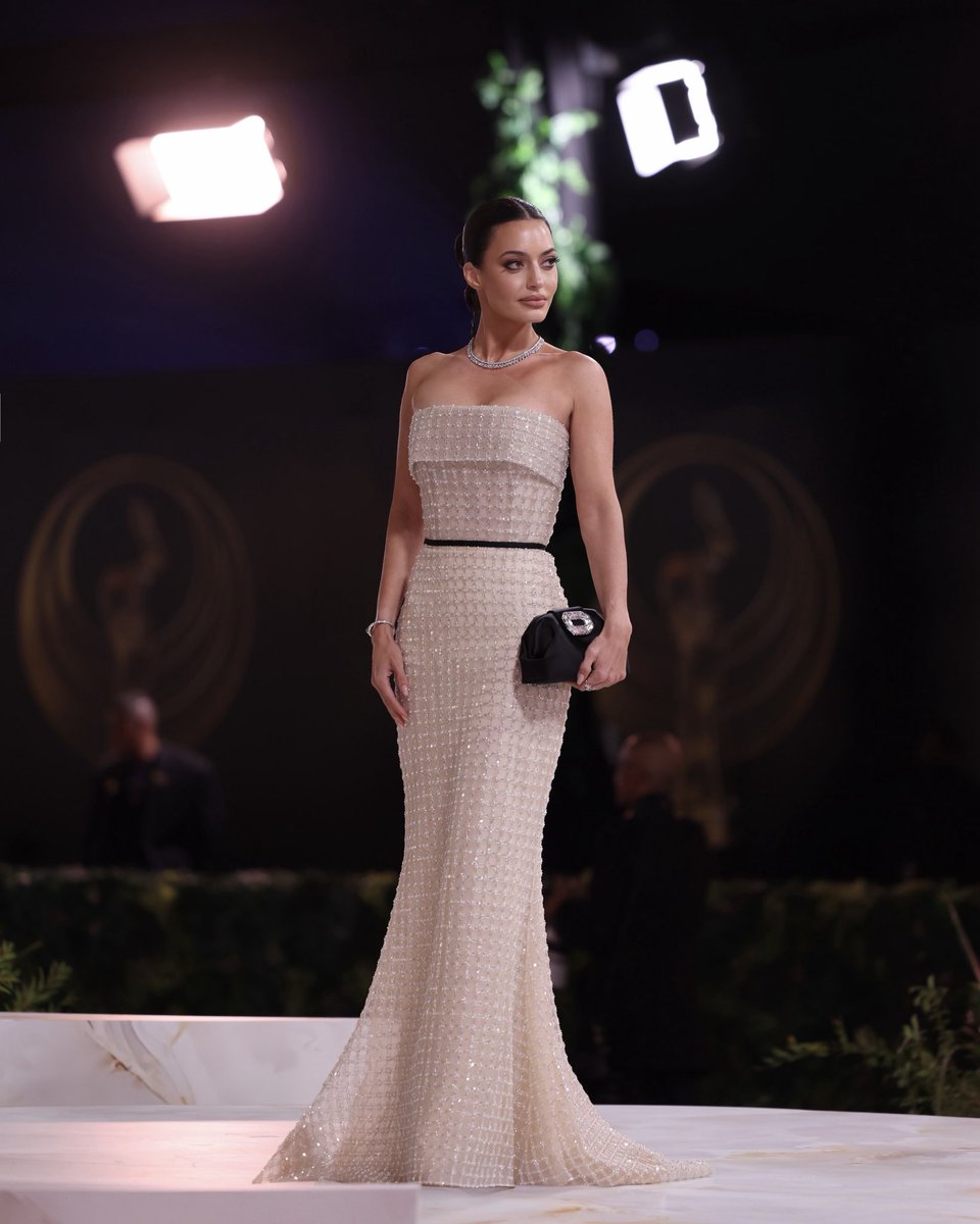 ELIE SAAB tweet media