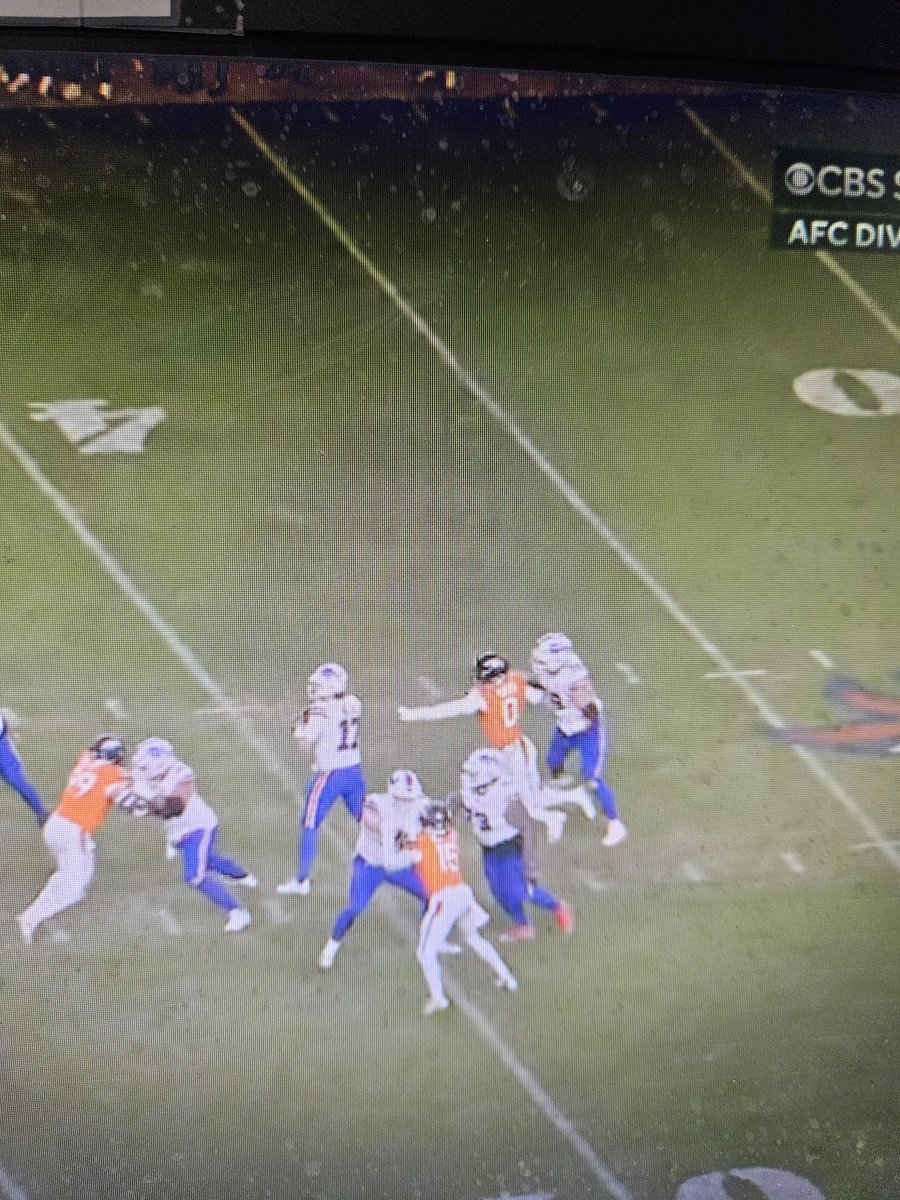 Ronrosco tweet media