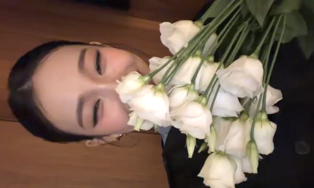 karinainmood's tweet image. 