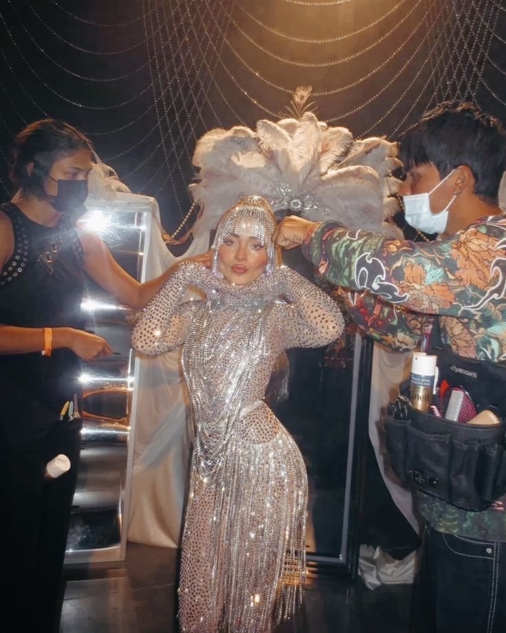 brinitears's tweet image. GETTING READY                       TO MAKE HISTORY