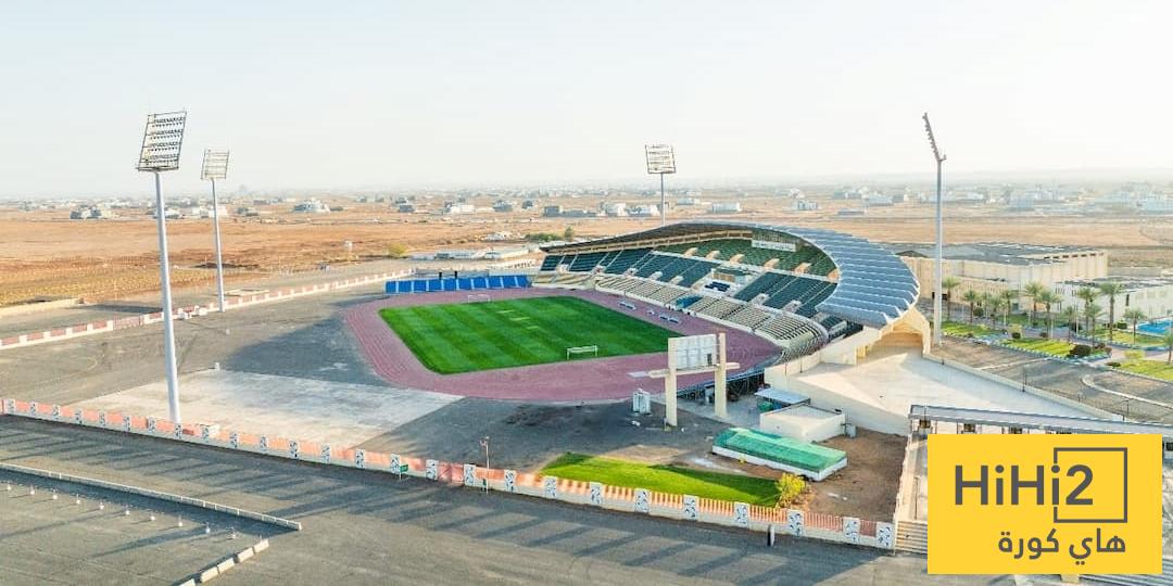 #الهلال_نيوم
 ما ندري نلقاها من مستوى الهلال الزفت و السيئ ولا نلقاها من الملعب الكئيب ذا 

مباراة تسد النفس والله بسبب االاداء و الملعب الكئيب