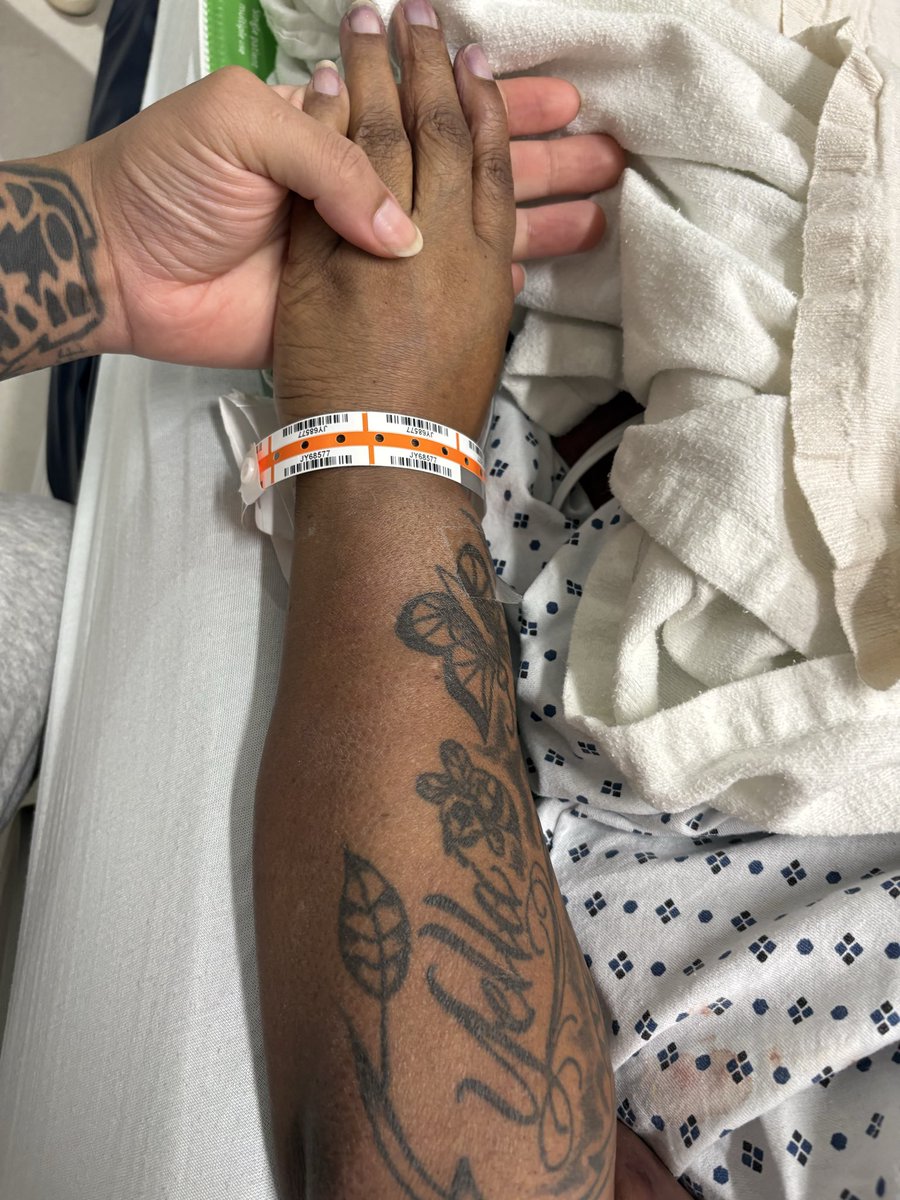 Kim Baby ! where do I start ? My Mama , My Sister , My Best Friend, My World , My Everything…. I’m so empty right now I cant even explain. I wouldn’t wish this pain on my worst enemy…. My BaccBone , My life …. How I’m supposed to live without you ? Who im supposed to talk to