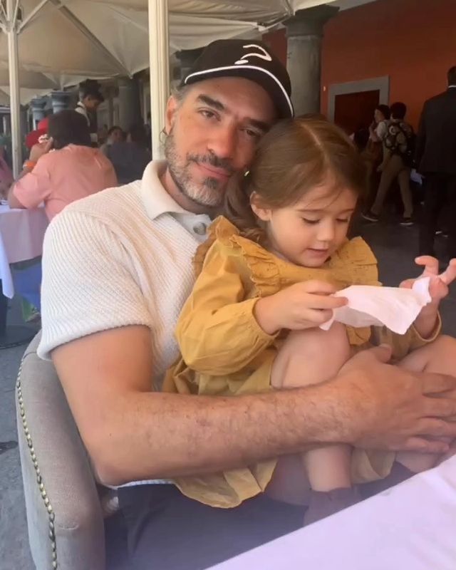 CONNECTIONDM's tweet image. Padre y abuelo @PacoAlvarezV @DulceMaria