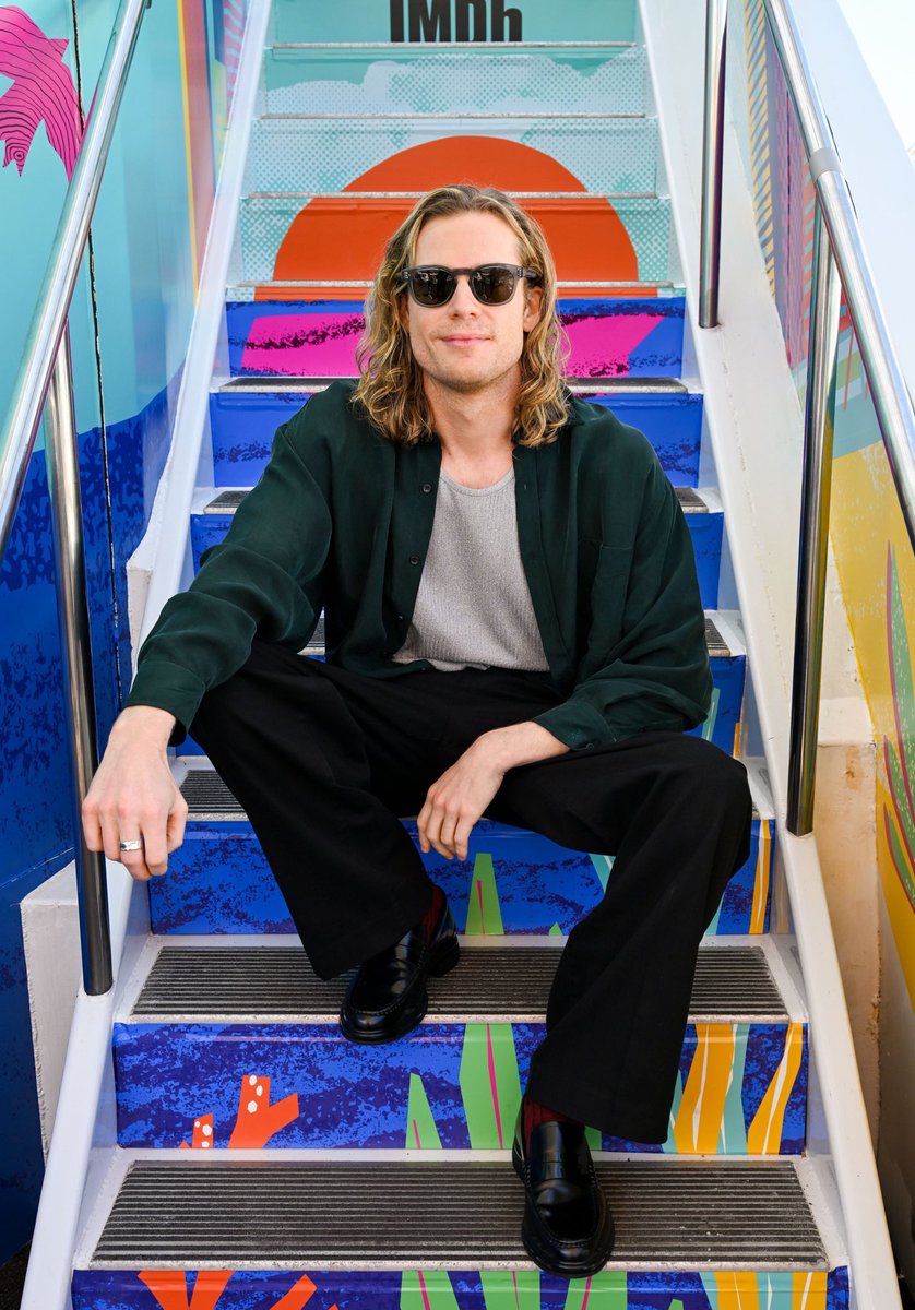 iwtvupdates's tweet image. Sam Reid is in the running for Favorite Australian Actor at the AACTAs for their Audience Choice Award! Voting is open until Wednesday, January 21st, and you can vote as many times as you'd like! 
Vote here, and let's see Sam bring it home! research.net/r/6LJVQM6