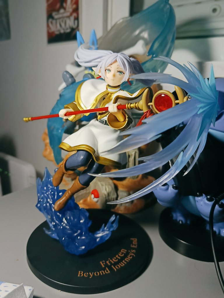 SoyRealuz's tweet photo. Mis dos nuevas pequeñas~ son hermosas. 🥹💙
Desde que tuve que vender hace unos años mis figuras (por necesidad y con mucho dolor) quedé con las repisas un poco vacías y me propuse volver a llenarlas con nuevas y mejores.
Estoy muy contenta y orgullosa de conseguirlo de a poco.❤️‍🩹 https://t.co/toW07dIiE1