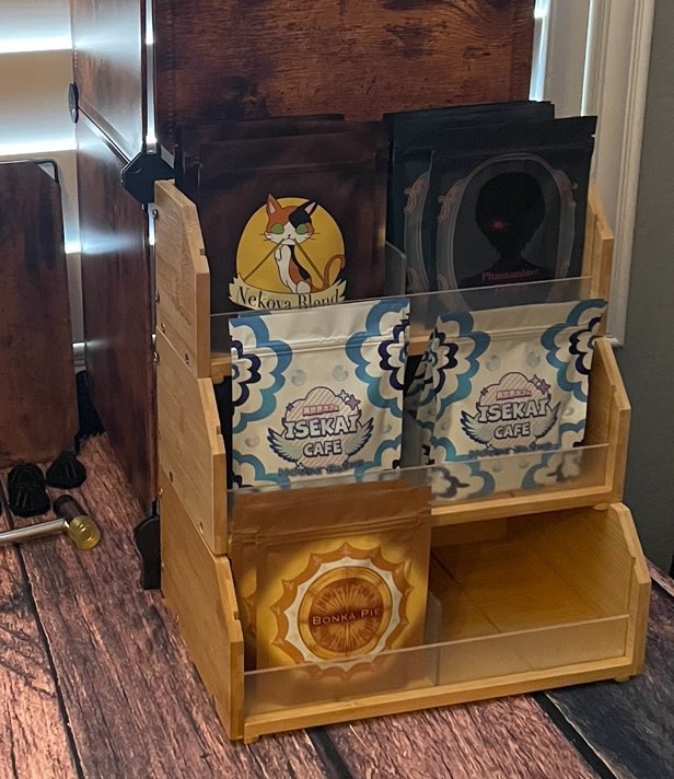 Working on a test set up for the booth in a few weeks! We now have a tea shelf!

So excited to be out there!