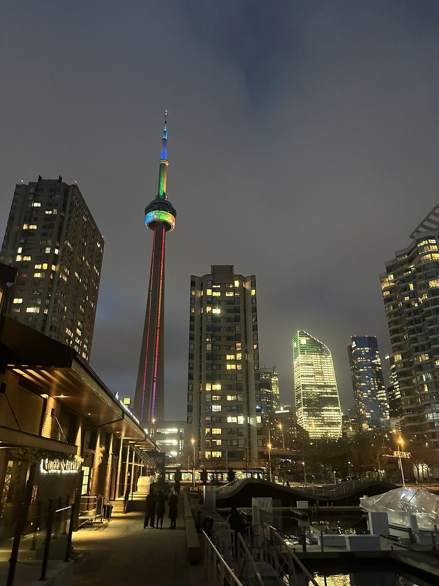 Top 256 in Antarctic- errr I mean Toronto 🇨🇦 

decks broken, played against 6 frillish decks tho that was so fun 😐

<a href="/LostZoneKitchen/">The Kitchen</a> <a href="/88Cardhouse/">88 Cardhouse</a> <a href="/DragonShield_/">Dragon Shield</a>