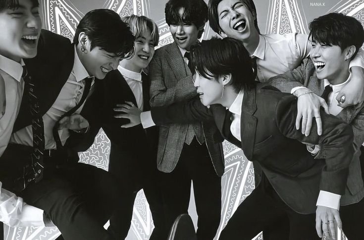 baesggukie's tweet image. this bts picture is so dear to me.