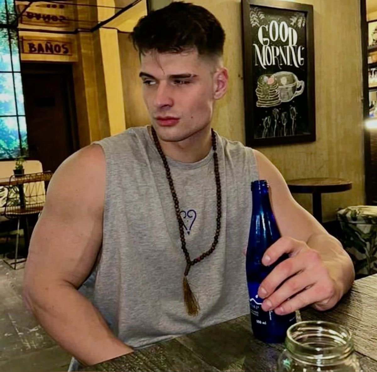 Stan Base tweet media