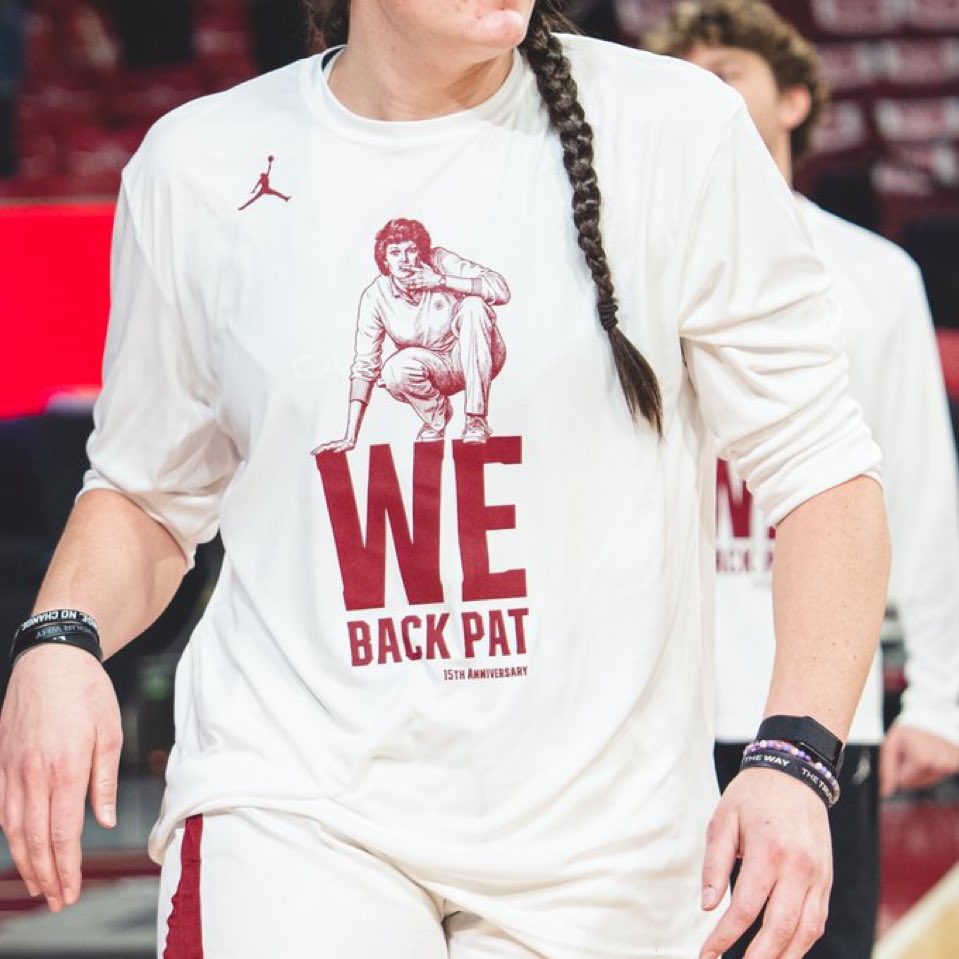 LosSooners's tweet photo. #WeBackPat ๐โค๏ธ
#BoomerSooner #VamosSooners https://t.co/KfmNjyuXUl