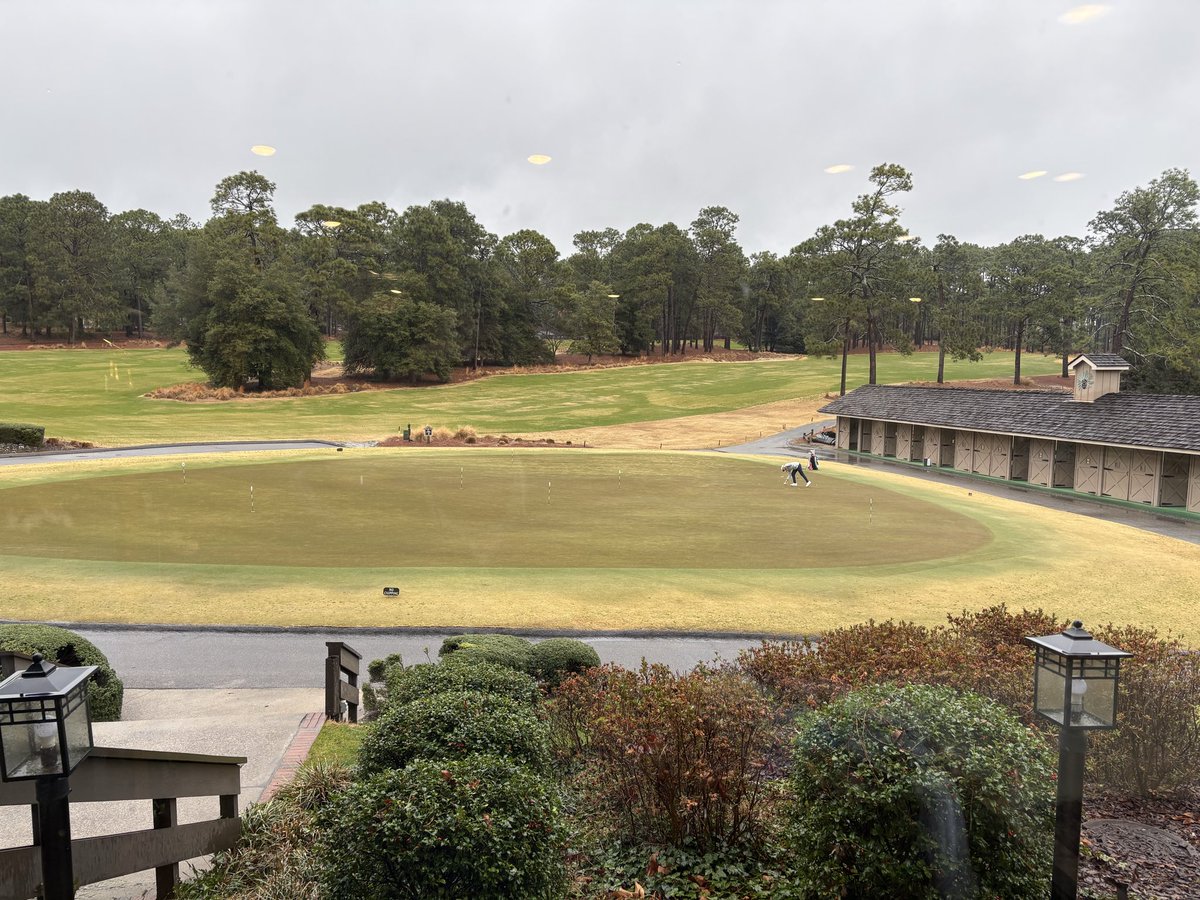 DonnieSolesbee's tweet image. These are the moments that make your heart explode.  More than any trophy.  Autumns tournament day was cancelled due to weather.  Pretty miserable out.  It never crossed my mind that she would practice any, but she asked if she could.  I would never say no to that.  
#girldad ❤️