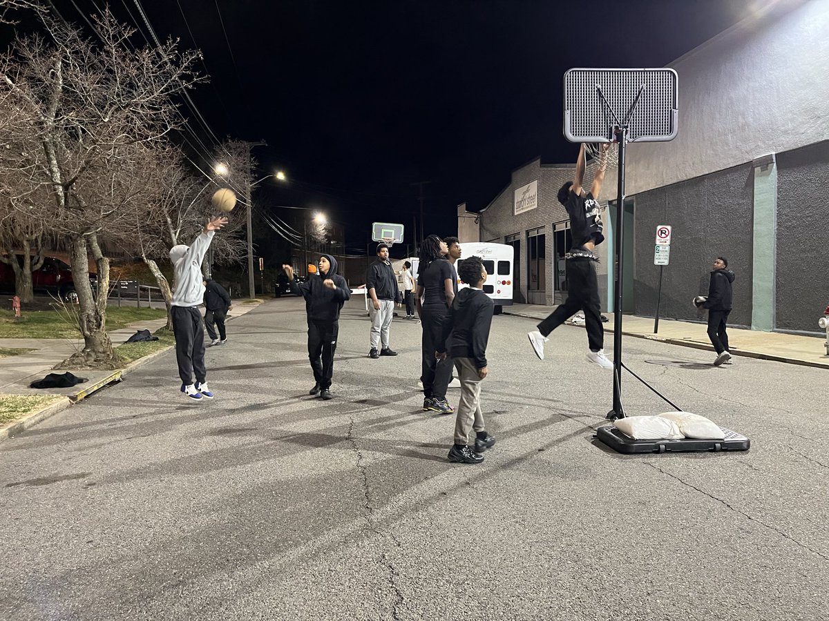 str8st's tweet image. Thank you Buffalo Wild Wings for our food last night. Blessed as Deputy Denas Brown shared the devotional for our Guys Night. Appreciate your continued prayers for Straight Street.