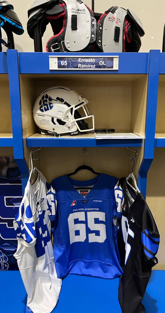 E_Ramirez_65's tweet photo. Had a great time on my official visit to @CSCwildcatsFB !! Huge thanks to @CoachSallayCSC, @CoachMelton_CSC and @CoachCutshaw for having me out!! 
Had an amazing time in Canton and with the players!! 
@RecruitRouse @CoachLBrooks @RouseRaidersFB @1RoUSeFB https://t.co/n7sGqUW1o0