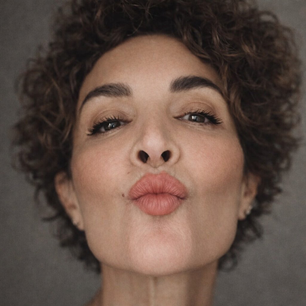 Prijímam to, čo prichádza, ale nevraciam sa tam, kde som sa stratila.
#sebaúcta 

💜