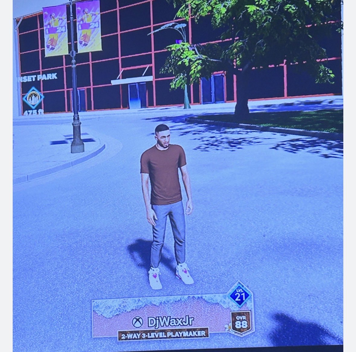 Why is Bro dressed like a 2k default character?? Folk I’m crine😭😭😭