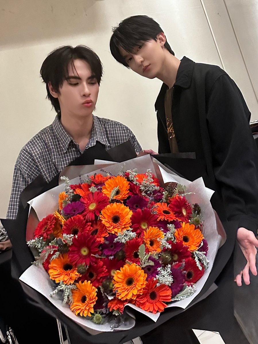 rryjinnn's tweet image. เก่งมากจิ๋ว พี่มา2วันเก่งทั้ง2วันเลยย เก่งมากกภูมิใจที่สุดอ่ะน้องคนนี้ หล่อเกินไปละๆ วันนี้พี่ไม่ได้ถ่ายเลยเพราะอยากตั้งใจดู ซอรี่น้าาอยากเก็บโมเม้นนี้ไว้ อย่างที่บอก รอบหน้าไว้มาขึ้นด้วยกันนะจิ๋ว 🪼🤏🏻

#rryjinnn
#chira_patt 
#ริวจินเเพทจิ 
#ryujinpatji…