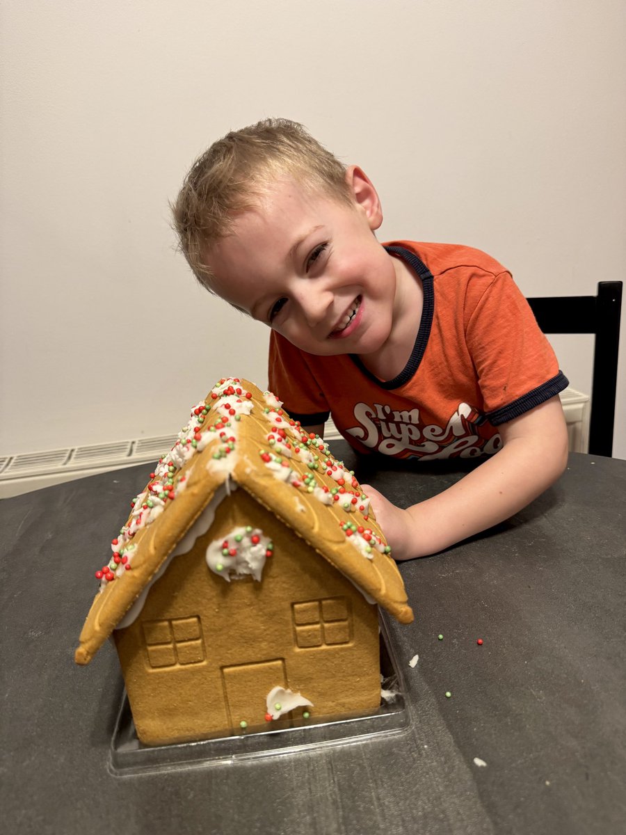 Mrs Lloyd tweet media