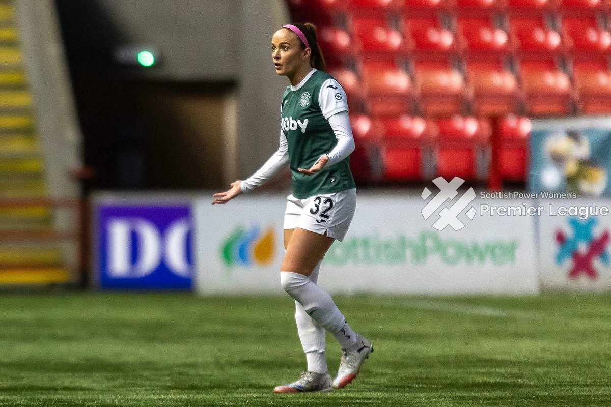 CollargeImages's tweet image. Back to @SWPL action where an early #Redcard for @KirstenReilly16 gave @HibernianWomen a mountain to climb at Broadwood against @RangersWFC. Goals at the end of the 1st half from @katiewilko10 and May Cruft were enough to give the home side all 3 points #SWPL #Football