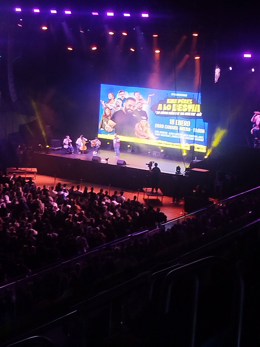 Eres como el vino , entre más viejo más bueno eres <a href="/kikeperezcomico/">Kike Pérez</a> 😂😂❤️❤️