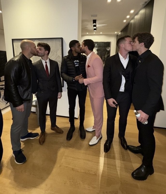 <a href="/burtmacklin_fbi/"></a>