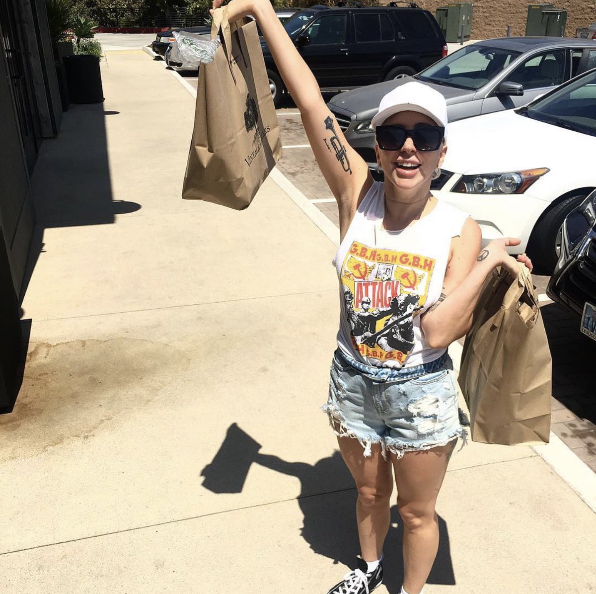 amy 💫 tweet media