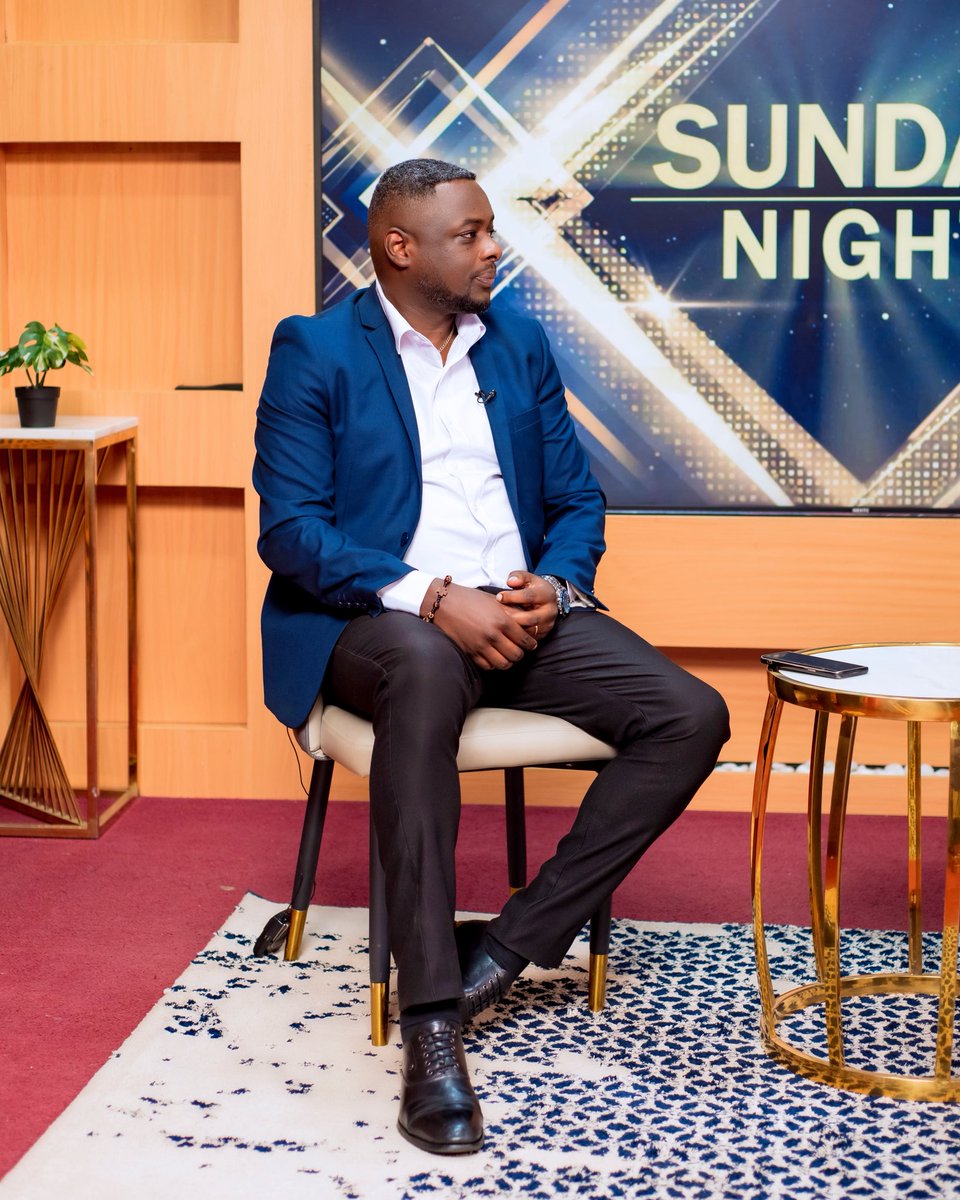 isangostar's tweet photo. #SUNDAYNIGHTSHOW :
@cedrick___sh na @yvank_ Bari mu kiganiro.
Turi Live no kuri YouTube ya ISANGO Star. https://t.co/1PuzMpScFX