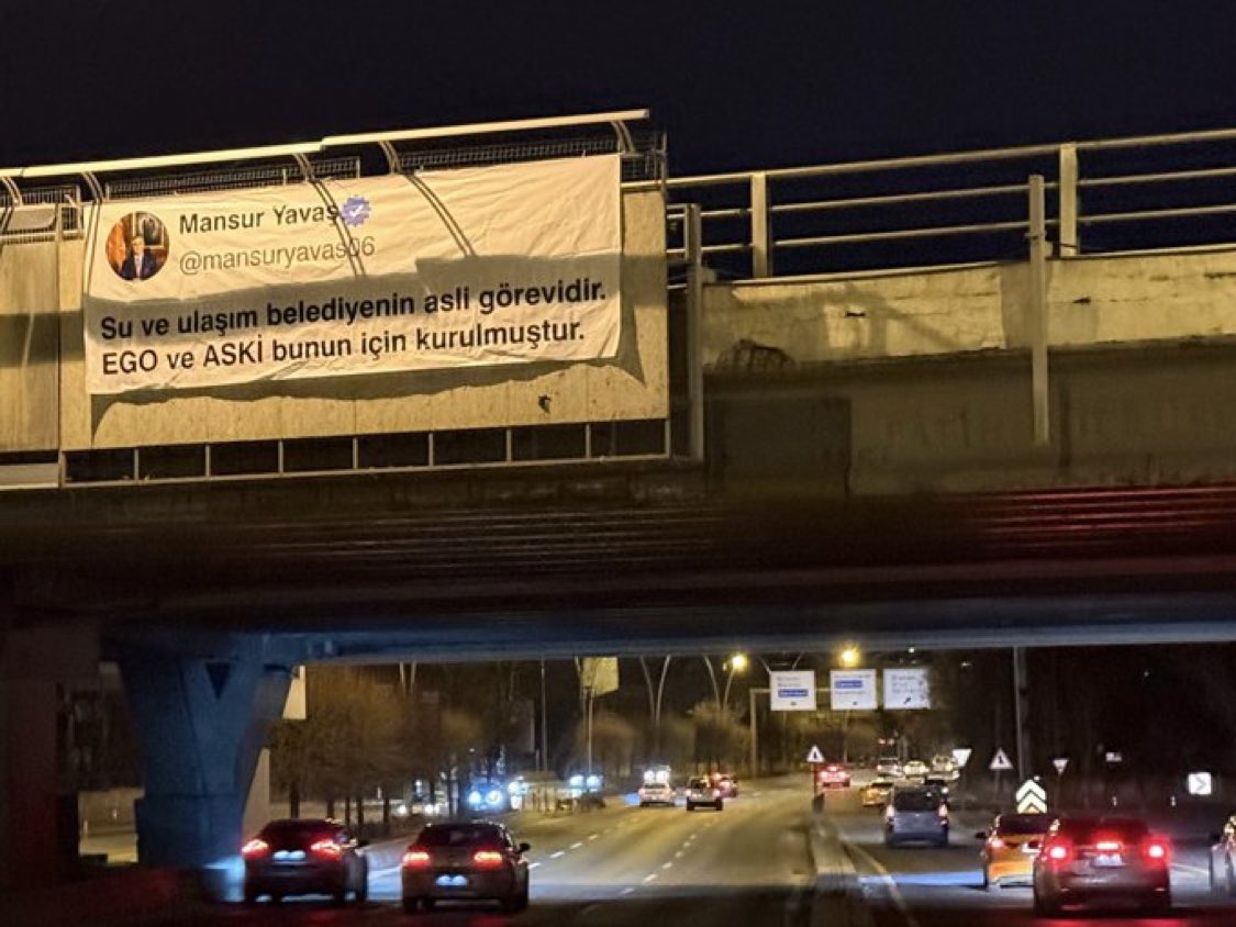 Ankara Fatih Köprüsü’ne

Mansur Yavaş’ın 2014’te attığı bir tweet asıldı.

Heh şöyle ya, kimseyi aqtal yerine koymasınlar.👏👏👏👏👏👏