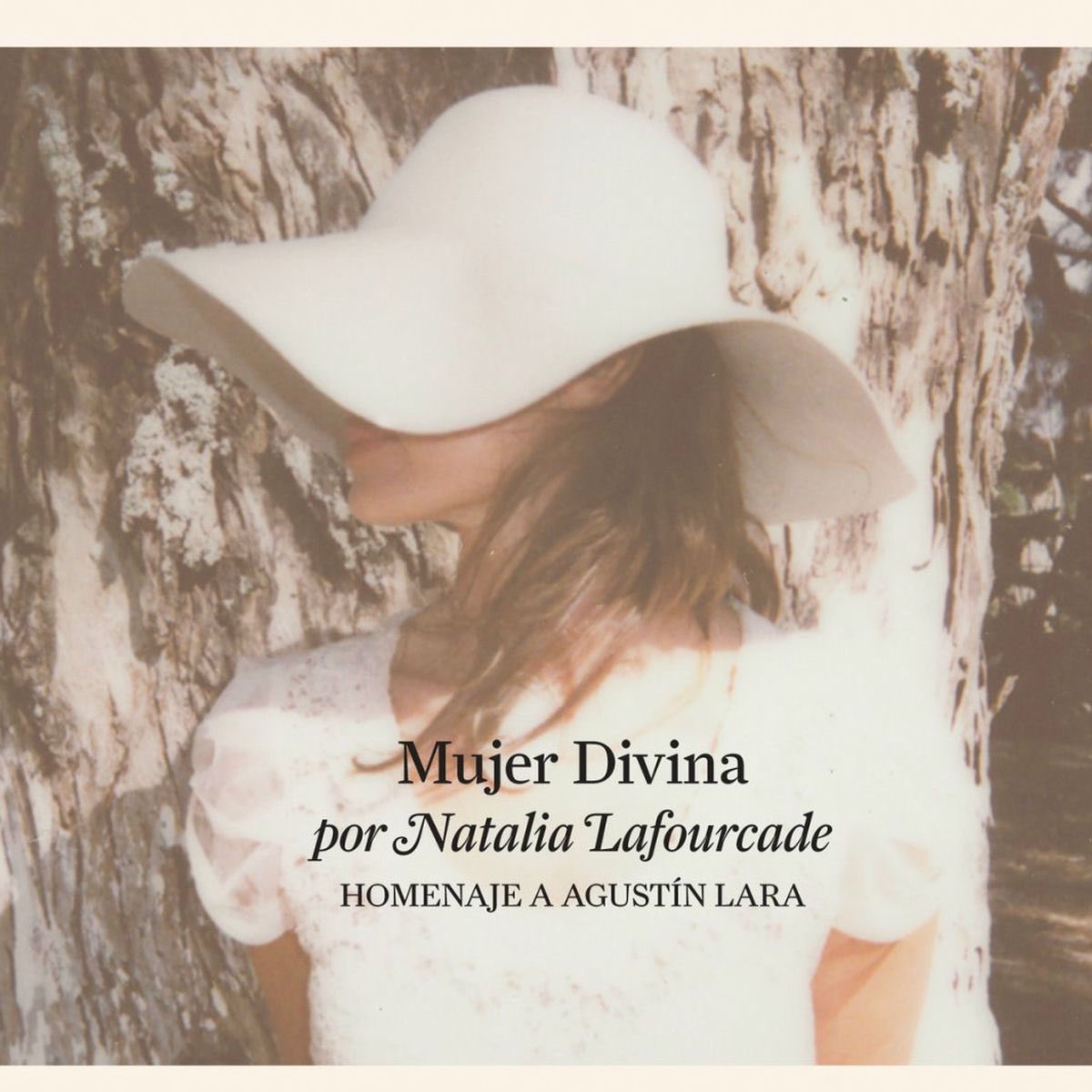 lafourcadecol's tweet photo. ¿Que canción de este ICONICO disco quisieras escuchar este próximo 15 de mayo en el concierto de nuestra querida @natalialafourcade ? 🌞❤️‍🔥📸 @MovistarArenaCo 

Boletas: @Tuboletaoficial 

#colombia
#mexico
#natalialafourcade
#mujerdivina https://t.co/nNKbTqlRk6