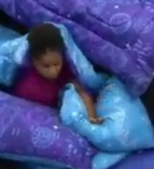 A Milena parece uma criança perdida nessa casa
Kkkkk 
#BBB26