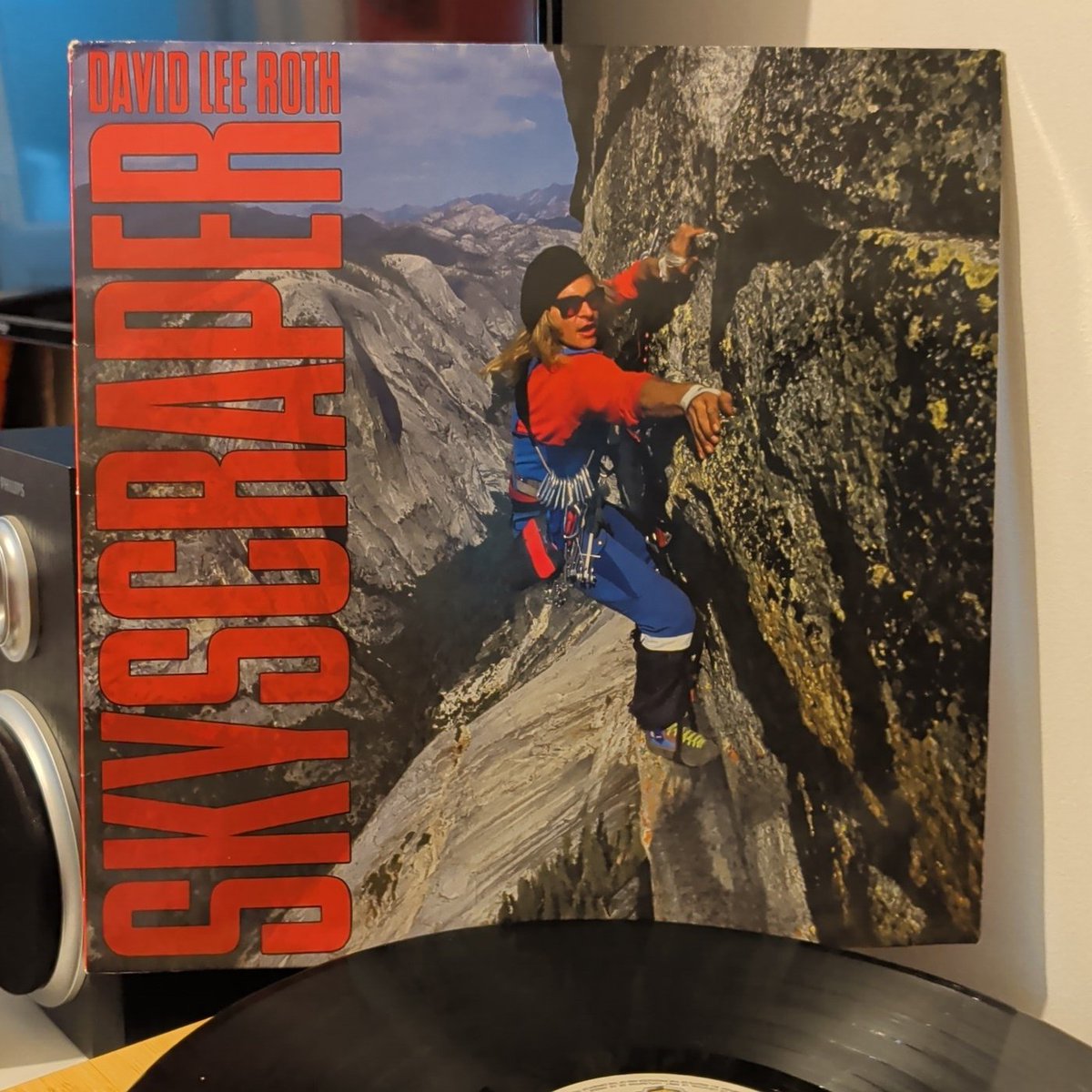 1000 album challenge 🎧

#655

Skyscraper by <a href="/DavidLeeRoth/">David Lee Roth</a> 

Skip the cheesy tracks and there's a decent album here by Diamond Dave. Superb guitar by <a href="/stevevai/">Steve Vai</a> 

Fav track: Just like paradise &amp; damn good 

#1000albums
#davidleeroth
#vinylrecords