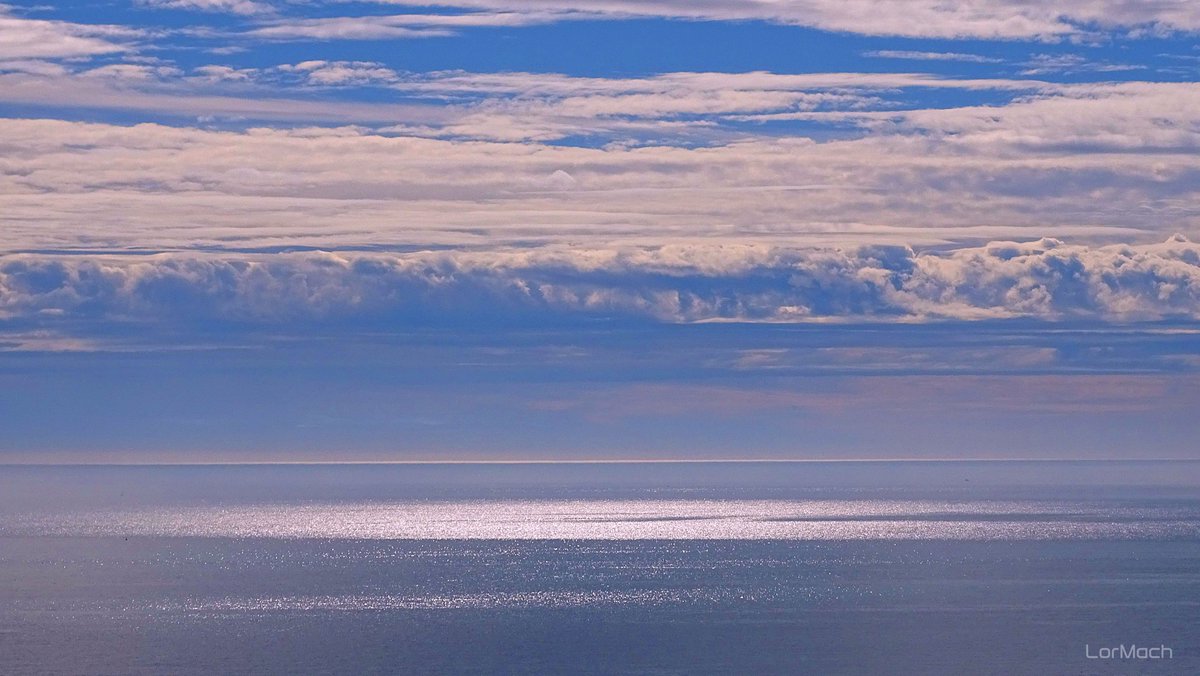 Mar Mediterráneo - Mediterranean Sea
🌍 #MarMediterraneo #Alicante