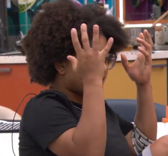 Milena passa uma vibe de esqueceram de mim 
#BBB26