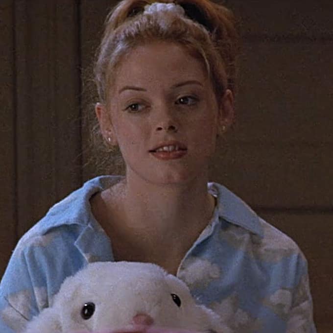 jlinzombie's tweet image. Passou 30 anos e ainda não teve uma loira melhor que ela.