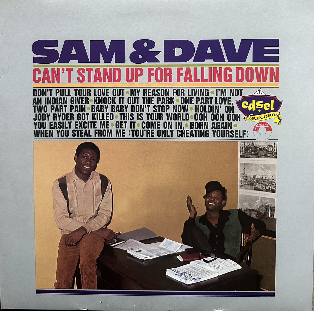 BernardZuel's tweet photo. Let go, they’re here. #morningpop #mondayvinyl #samanddave #cantstandupforfallingdown https://t.co/xLqIixUEM8
