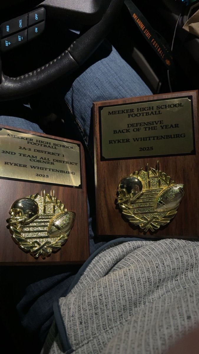Ryker2026's tweet photo. 2025 football banquet grateful for all my teammates and coaches who supported me on my last year!❤️ https://t.co/AqzCTYtRIi