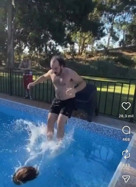 No puede ser que este sea bananirou💀💀💀⚰️