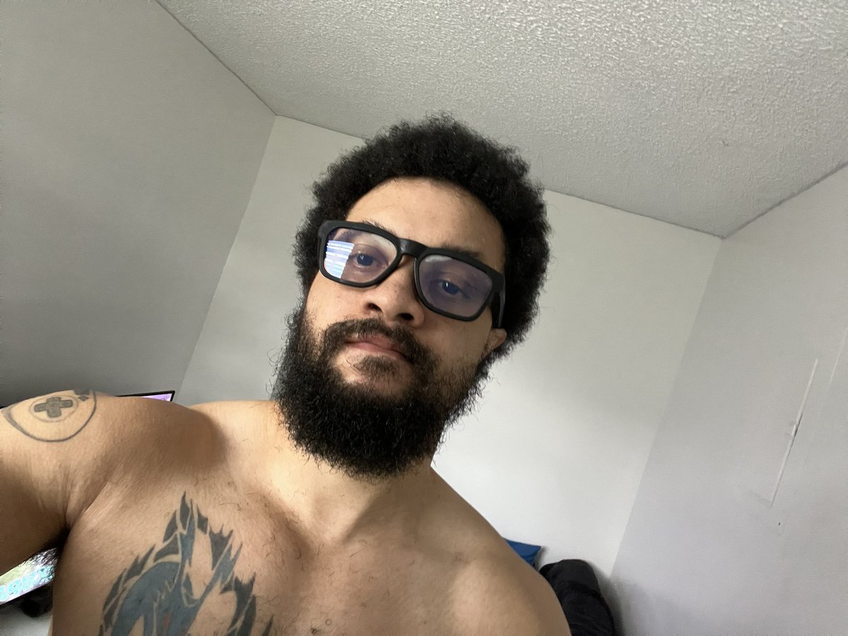 KBara4735's tweet image. Happy Sunday. I’m hungry now #workedout #starving