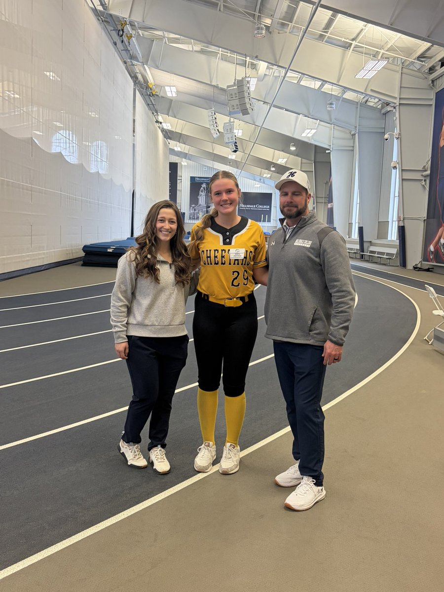 Grace Hoffman tweet media