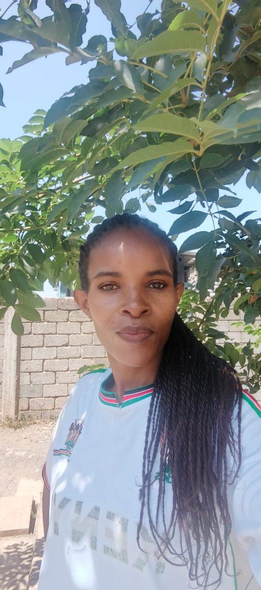 KayLudisi's tweet photo. Happy birthday to self 🎉🥳❤️❤️❤️ https://t.co/JcBZLCNXxc