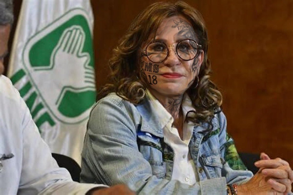 ElReyDelMambo__'s tweet photo. Lo que yo veo: 
@SandraTorresGUA https://t.co/8nXRA2juHB