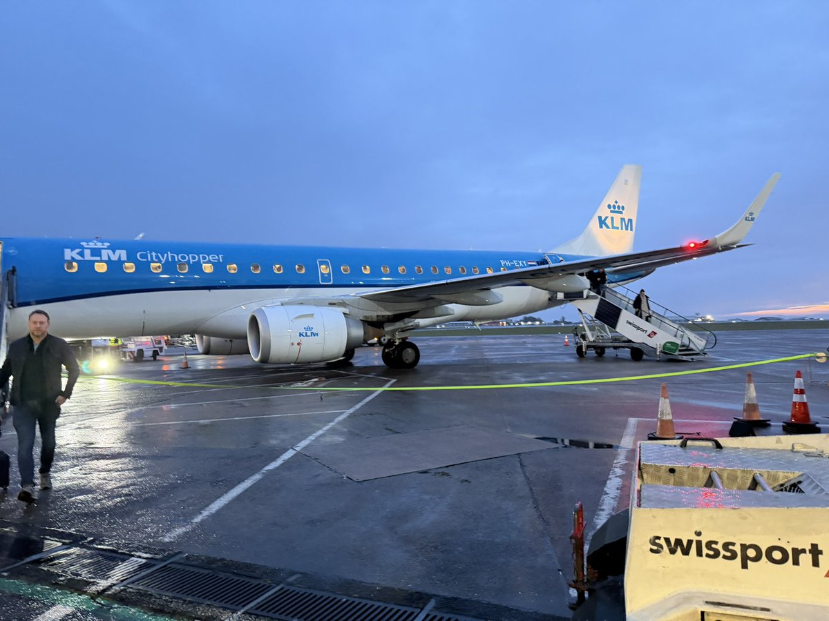 Always a pleasure to land at our wonderful national airport. Short trip to Barcelona a great success… Back to work tomorrow! 🏴󠁧󠁢󠁷󠁬󠁳󠁿