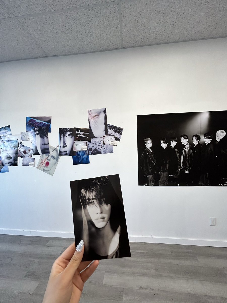 nctmarklees's tweet photo. @hello82official @ENHYPEN @hello82SANDIEGO #ENHYPEN_hello82POPUP #THE_SIN_VANISH #hello82 #82giveaway #hello82sandiego 🩵 https://t.co/aP7axgwvQk