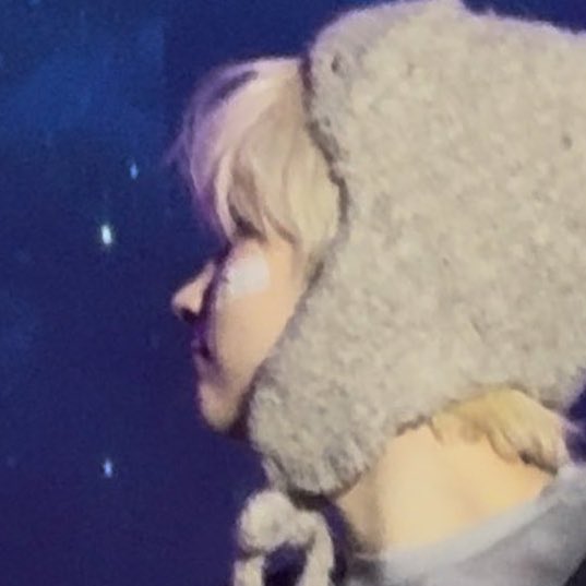 hueneymoon's tweet photo. im starting a collection https://t.co/rU5wObc3Sw