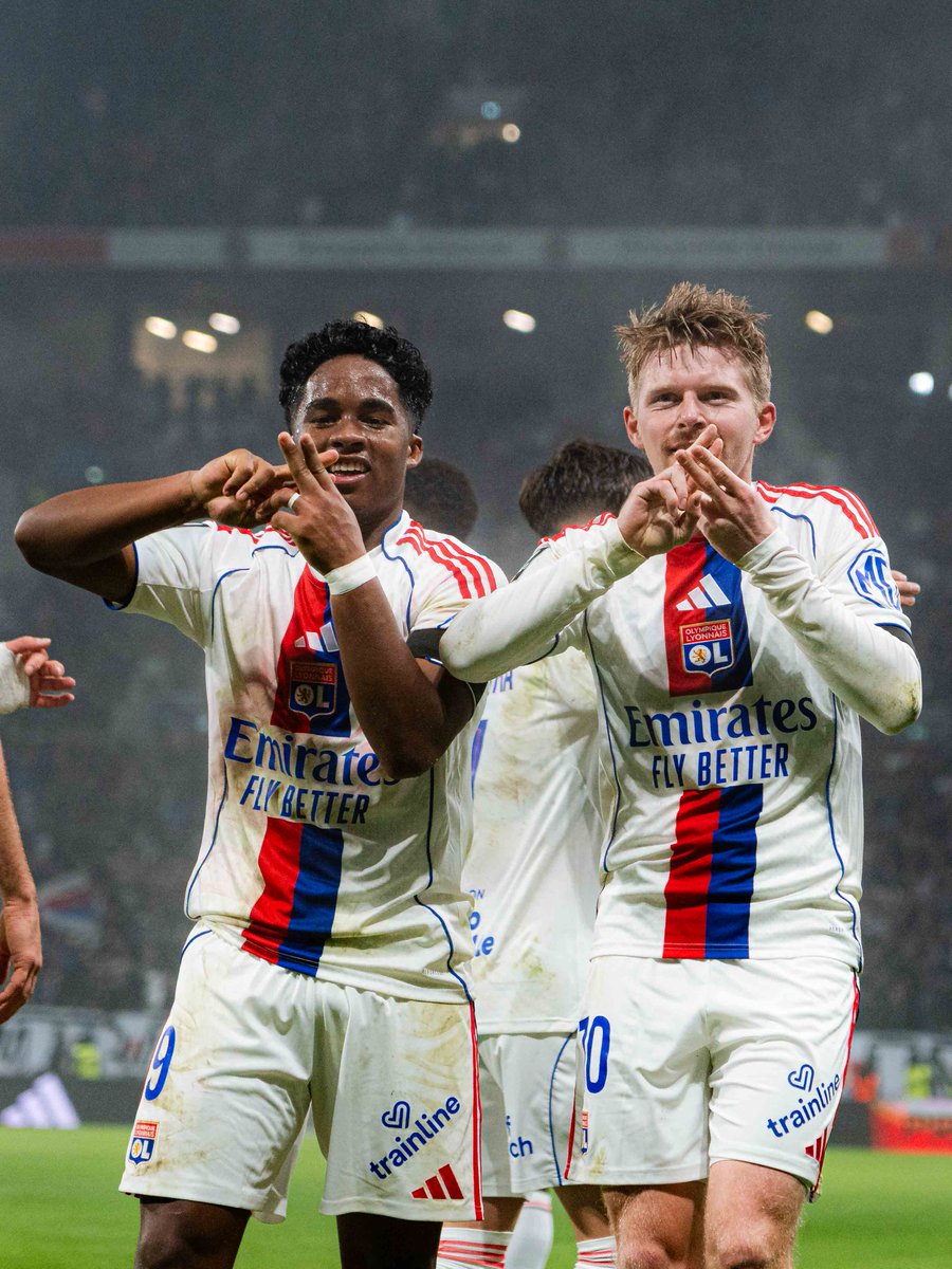 😍✨

2-0 #OLSB29