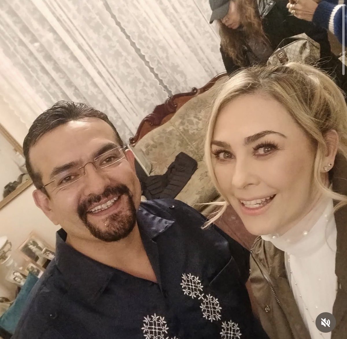 wiolsss's tweet photo. ❤️ New project ❤️ #aracelyarambula https://t.co/tKuD3lcTct