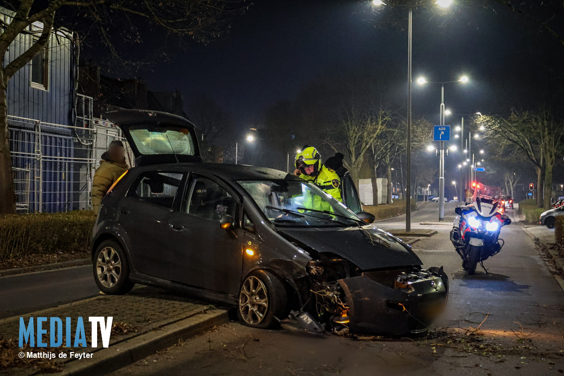 Eenzijdig ongeval op Zevenkampse Ring in Rotterdam