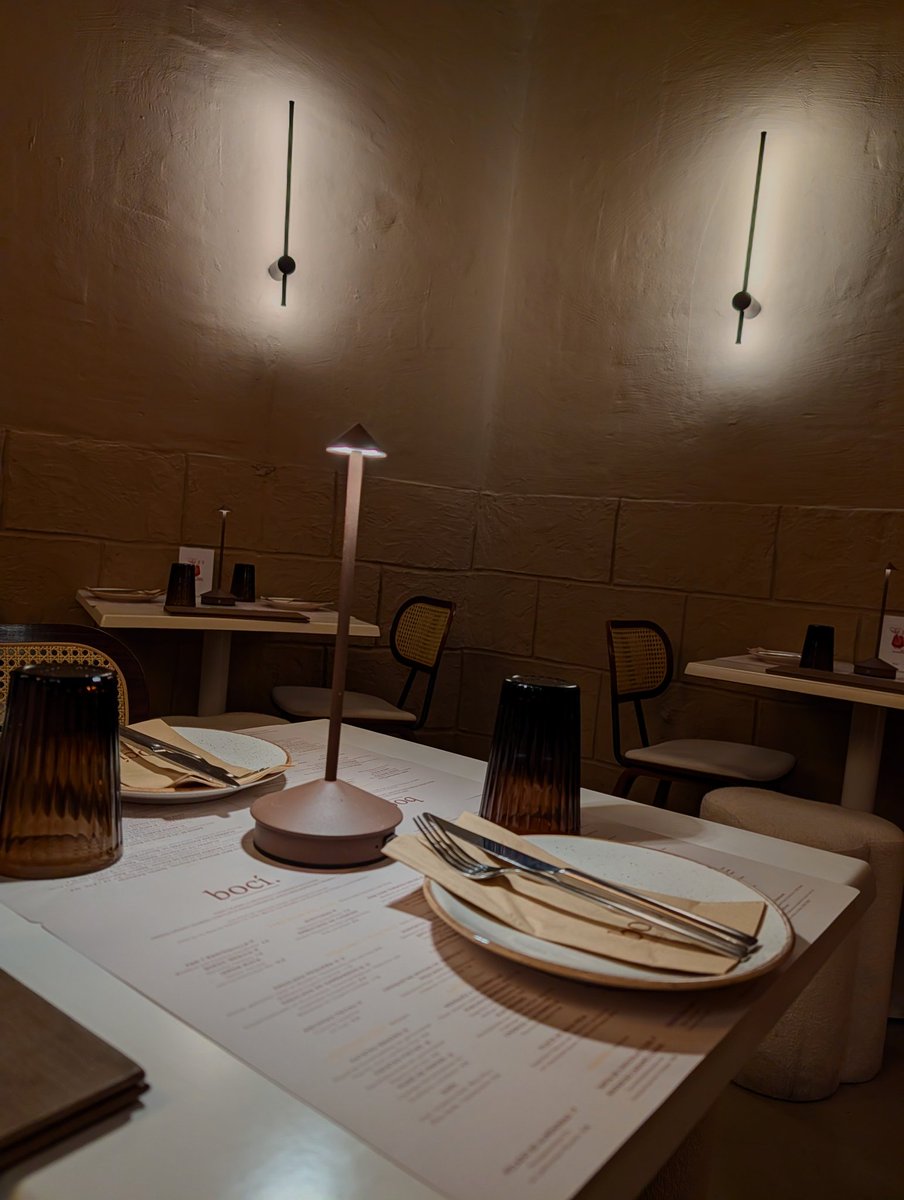 SK Emlux 🩷 tweet media