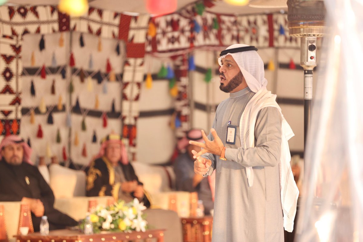 استضافة اليوم جمعية التنمية السياحية بمحافظة المذنب اعضاء فريق جمعية نجوم السياحة فرع القصيم شملت الزيارة محمية الحواس ومخيم البلدية الخدمي في واحات المذنب والقرية التراثية  ومربط عز الصافنات ومنتزهات خرطم ( تل الشمال)
تأتي هذه الزيارة لابراز المواقع السياحية والتراثية بالمحافظة