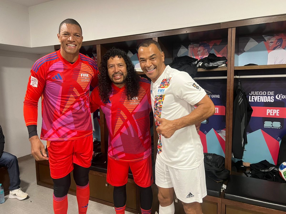 higuitarene's tweet image. Un honor hacer parte de este grupo ,  agradecido siempre @FIFAcom